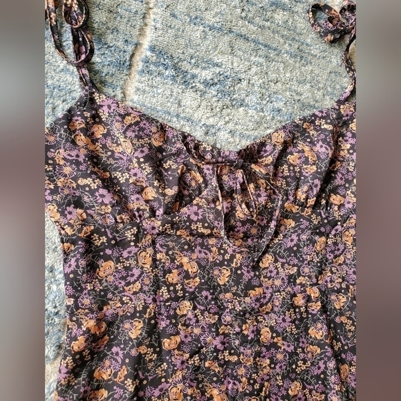 2/$35 Sale SHEIN Summer Flirty Floral Mini Dress LIKE New Size S - Picture 6 of 16